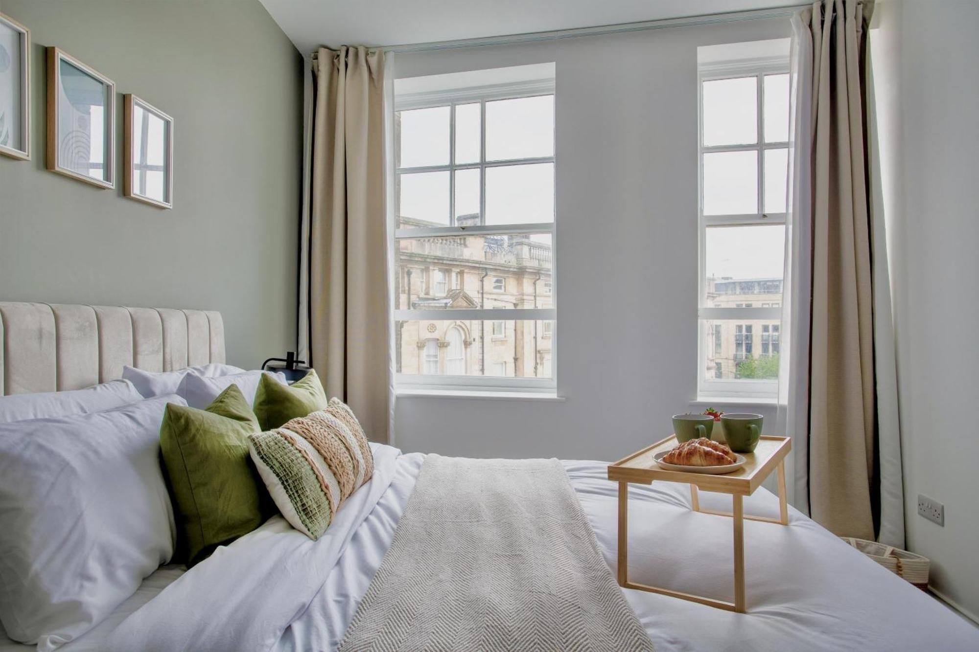 The Yorkshire Crown - Luxury - Free Parking Nearby * Харрогейт